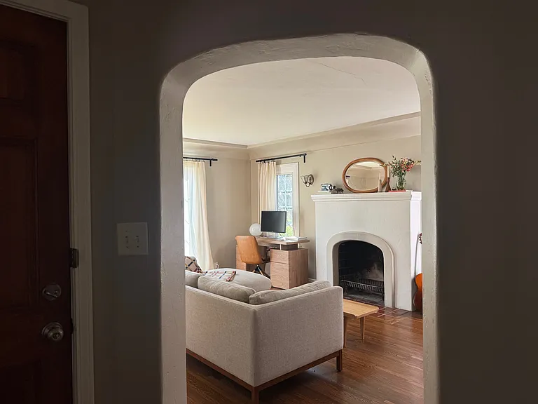 4120 Charles Ave — Photo 6