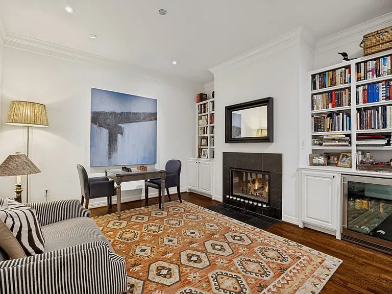 2828 Hood St #801 — Photo 9