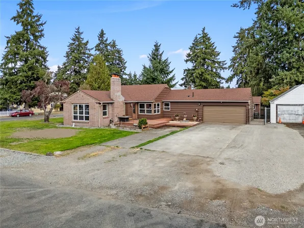 11701 8th Avenue Ct S, Tacoma, WA 98444