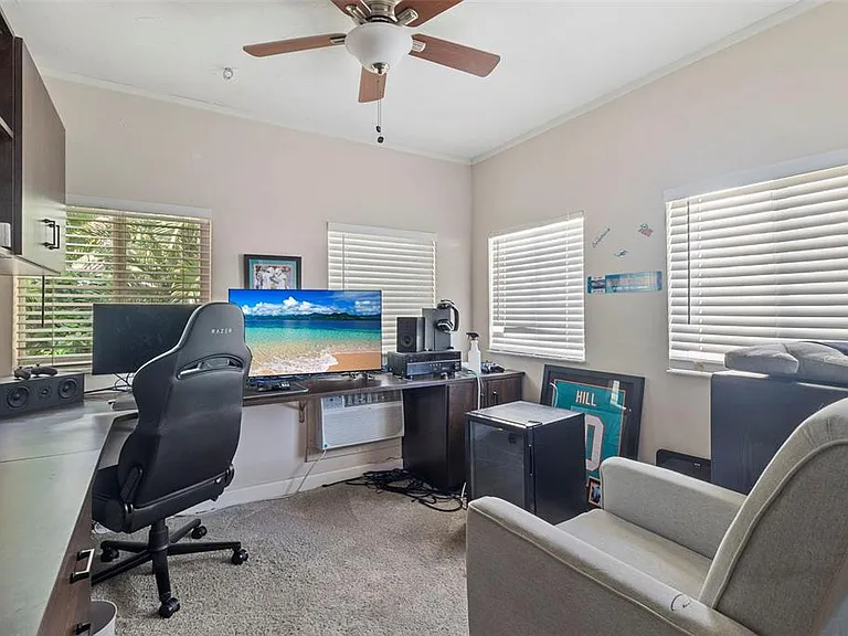 5776 Augusta Cir — Photo 18