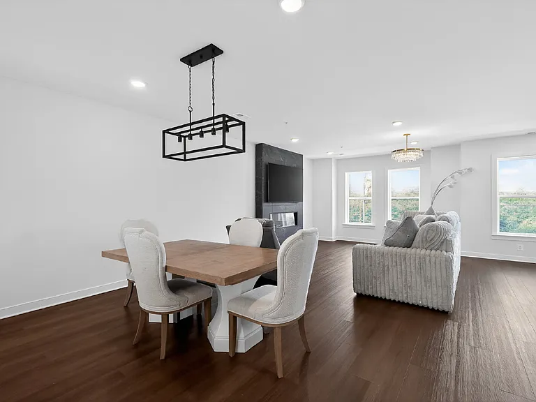 16162 Frederick Rd — Photo 17