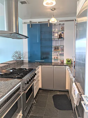 Rented by Compass | media 26