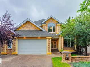 957 Hollingsworth Bnd NW, Edmonton, AB T6R 3G8