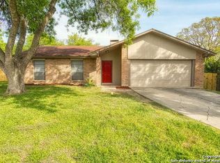 6526 Ridge Peak Dr, San Antonio, TX 78233