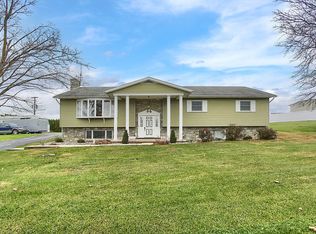 3370 Division Hwy, New Holland, PA 17557