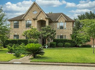 8315 Trophy Place Dr, Humble, TX 77346