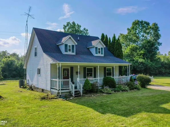 12163 Washburn Rd, Columbiaville, MI 48421