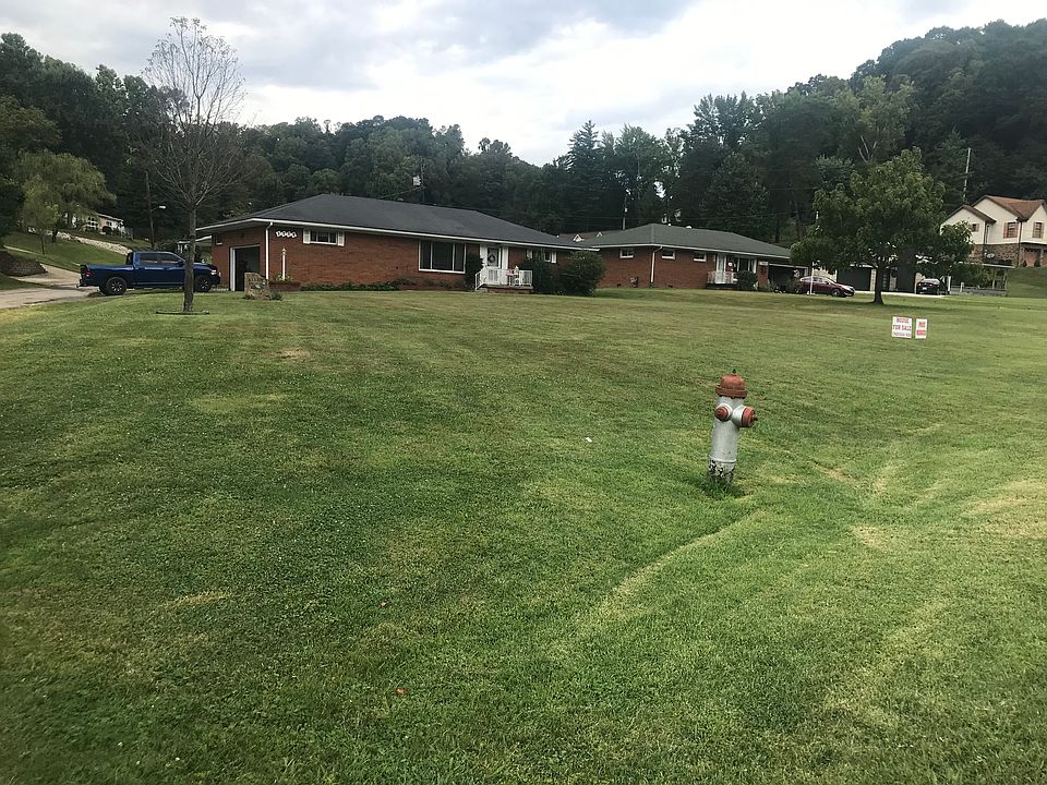 1st image of 1770 Campbell Dr