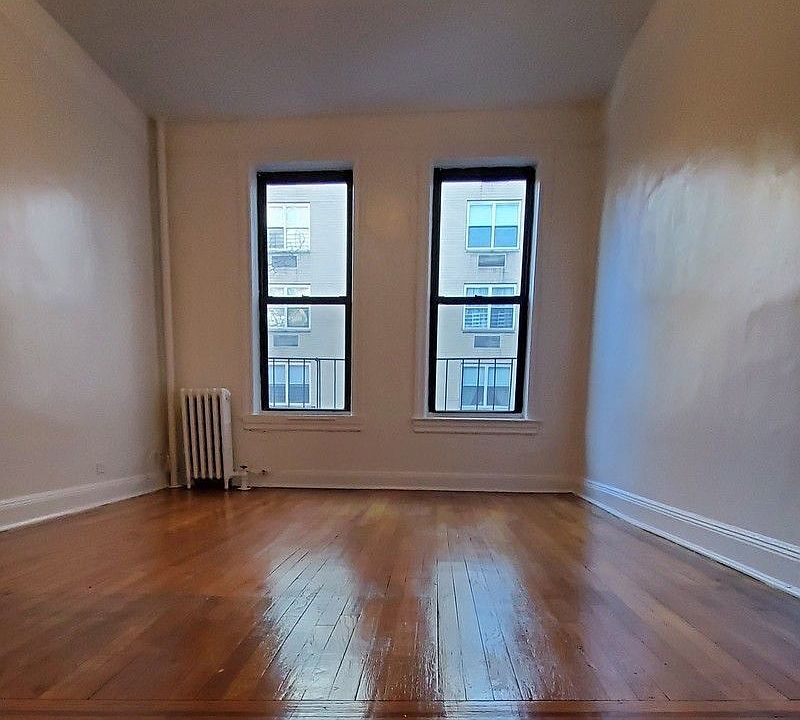 1st image of 350 E 87th St APT C3