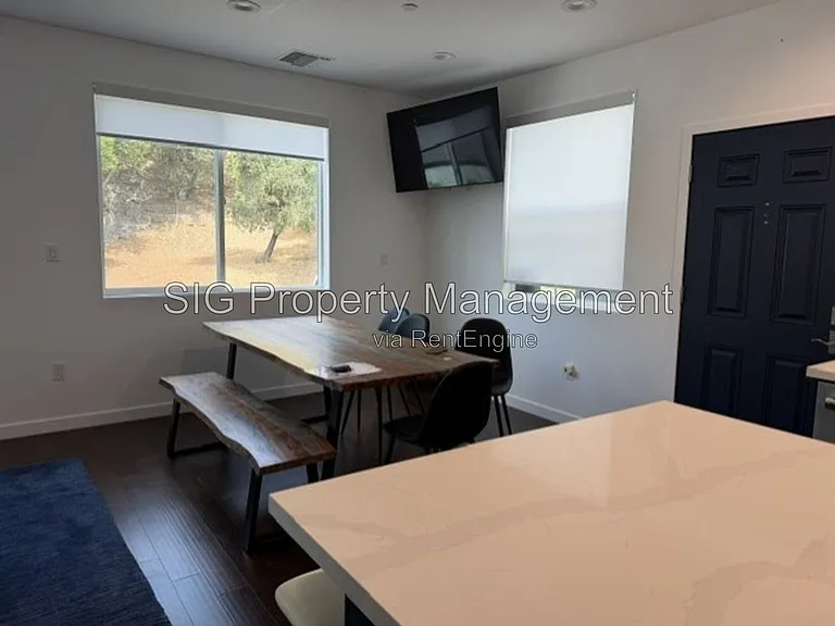 2748 Hollister Ter — Photo 4