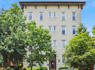 676 4th St NE APT 406, Washington, DC 20002