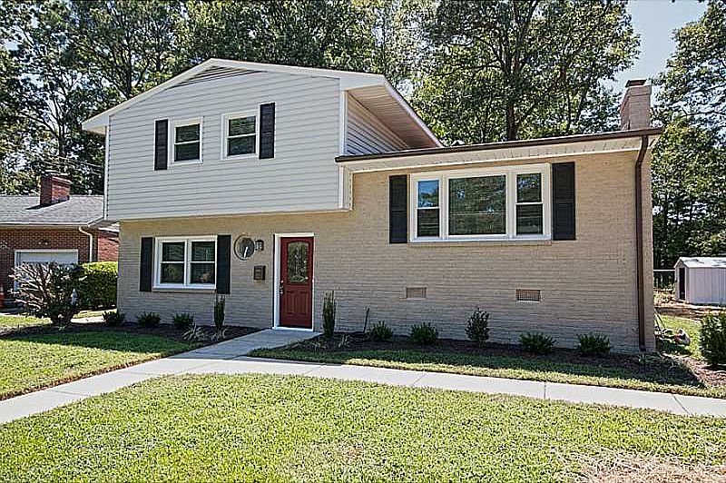 1st image of 25 Green Ct