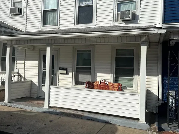 109 N Grand St, Lewistown, PA 17044