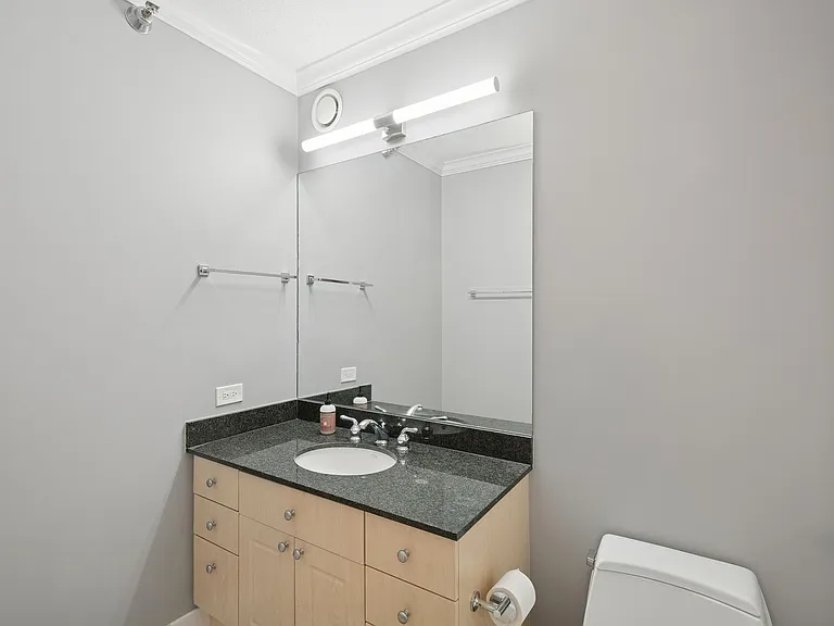 512 N McClurg Ct #2604 — Photo 14