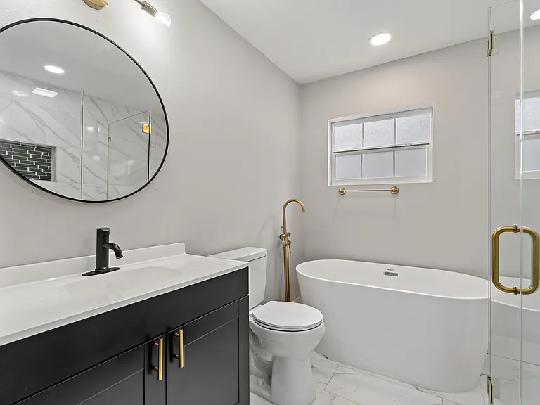 3810 S Randall St #B — Photo 15