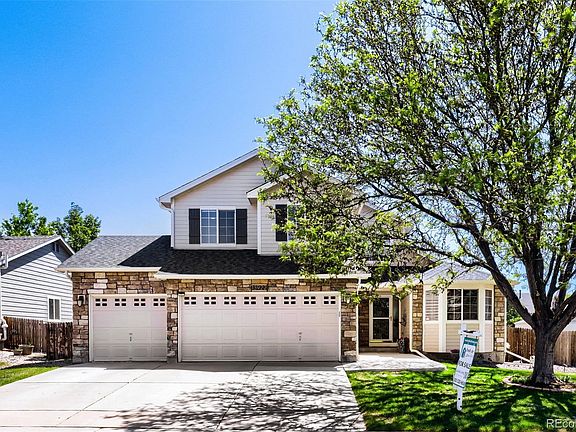 4th image of 13922 Dahlia Street