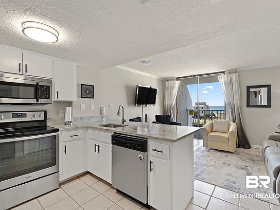 5th image of 1832 W Beach Blvd #406A