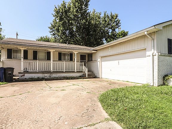 2nd image of 5920 E 25th St