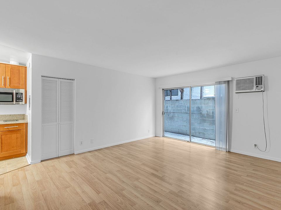 1st image of 1812 Westholme Ave #3