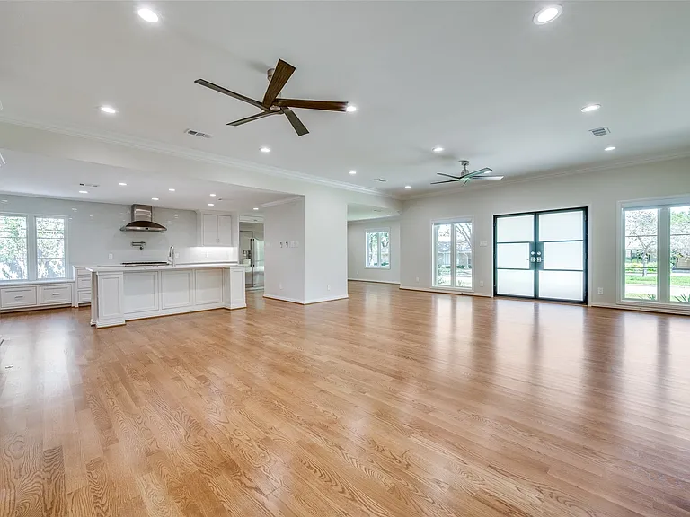 Open kitchen-dining-family room