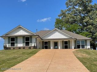 120 Farley Rd, Byhalia, MS 38611