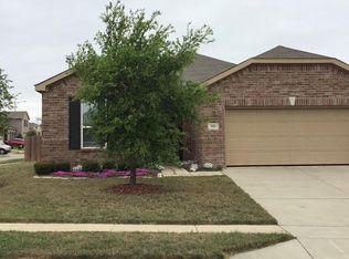 920 Bee Creek Ln, Fort Worth, TX 76120