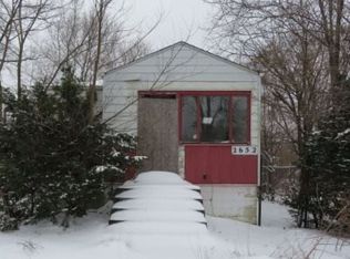 2652 Buchanan St, Gary, IN 46407