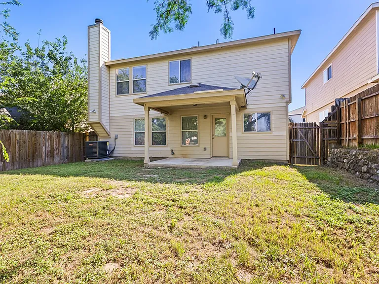 13415 Rhodes Villa — Photo 25