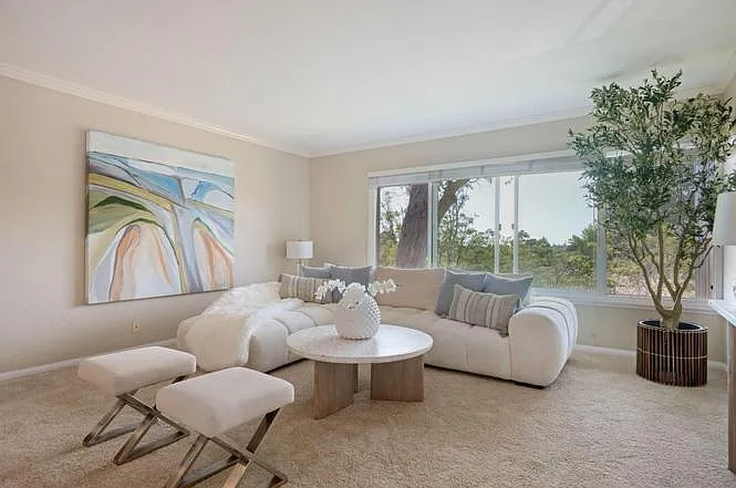 2727 Miradero Dr #302 — Photo 3