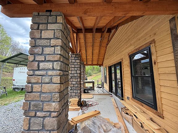 3rd image of 1454 Saxon Bolt Rd