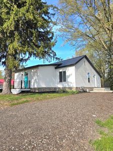 130 N 10th St, Edmore, MI, 48829
