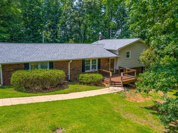 307 Birchwood St, Easley, SC 29642