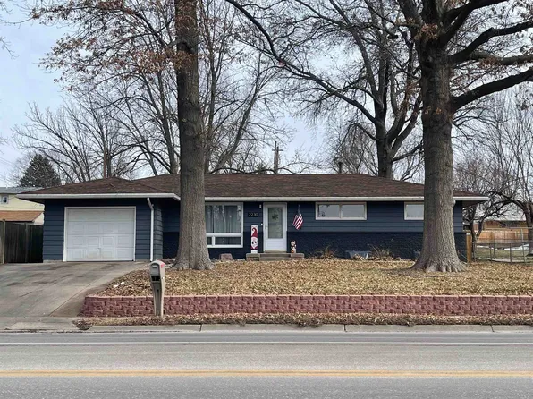 2230 N 70th St, Lincoln, NE 68505