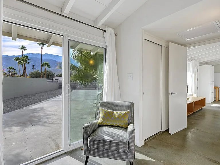 2290 N Cerritos Rd — Photo 22