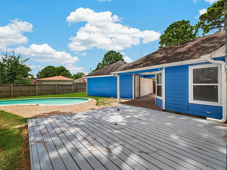 10011 Pine Pass Dr — Photo 24