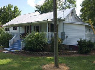 1454 Zion Church Rd, Crockett, VA 24323