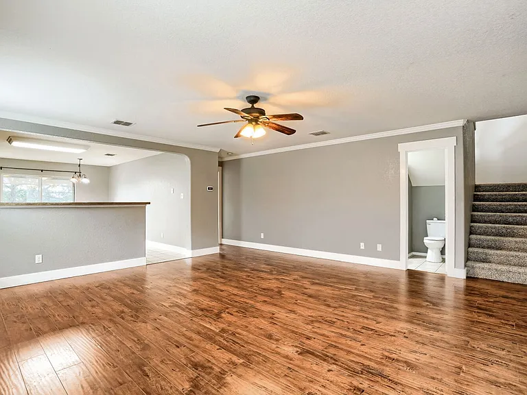 25251 Cambridge Wl — Photo 4