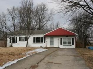 3212 Berry Rd, Kansas City, KS 66106