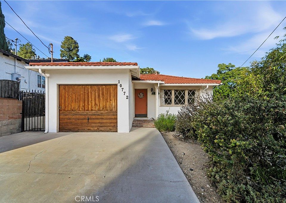 1st image of 10772 Las Lunitas Ave