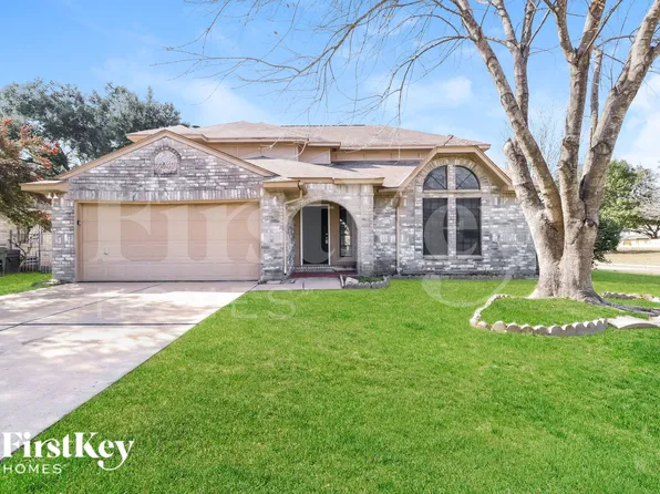 7447 Woodland West Dr, Houston, TX 77040
