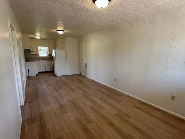 709 E Lessley St, Rayne, LA 70578