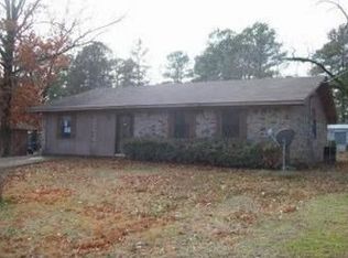 106 Pineburr Dr, Columbia, LA 71418