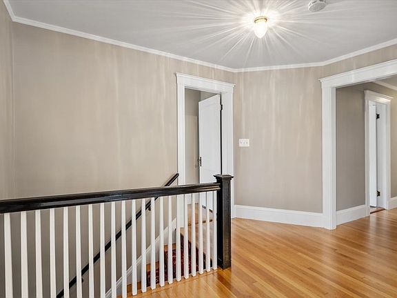2nd image of 31 Brandon Rd #2