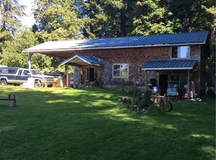 1708 Joans Ln, Lummi Island, WA 98262