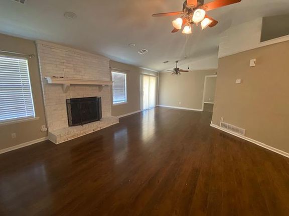 3rd image of 5413 NW Sir Brian Ave