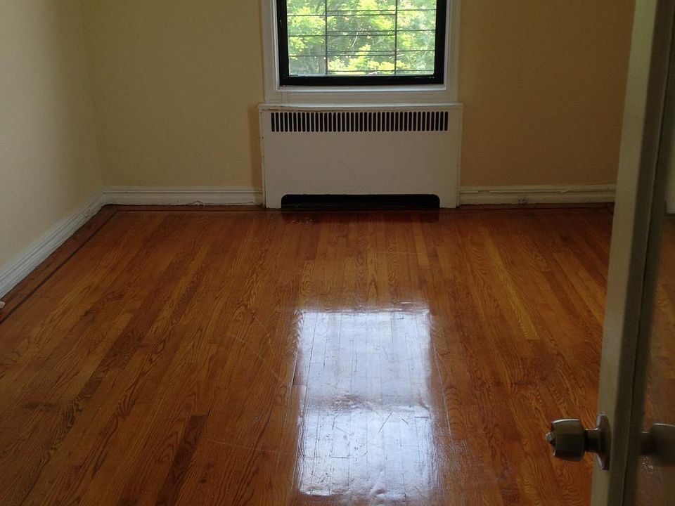 2nd image of 17527 Wexford Ter APT 7K