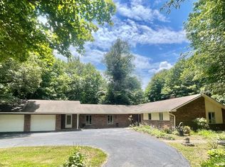 1885 Red Fern Rd, Campbellsville, KY 42718