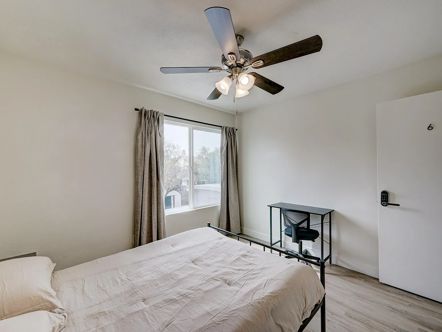 4 bed, 3.0 bath, 2048 sqft, $845 — Photo 3