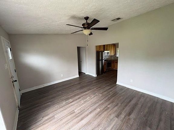 2nd image of 3310 Ashwyne Ct