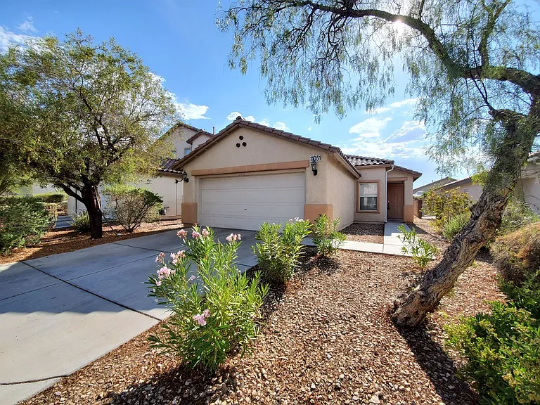 11051 Alora St — Photo 2